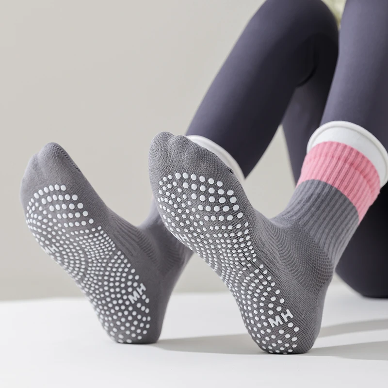 Silicone Non-slip Yoga Socks W - đánh giá và giá Home Gym Floor